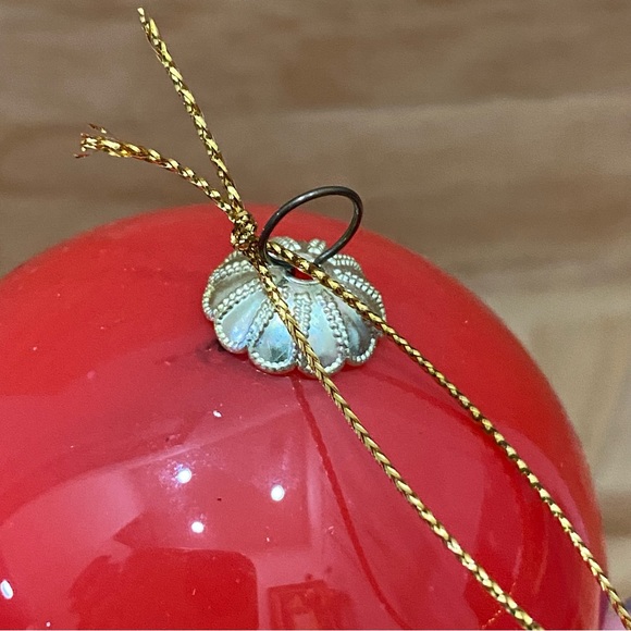 Retired Li Bien Red Santa Hand-painted Christmas Tree Glass Ornament - Picture 6 of 6